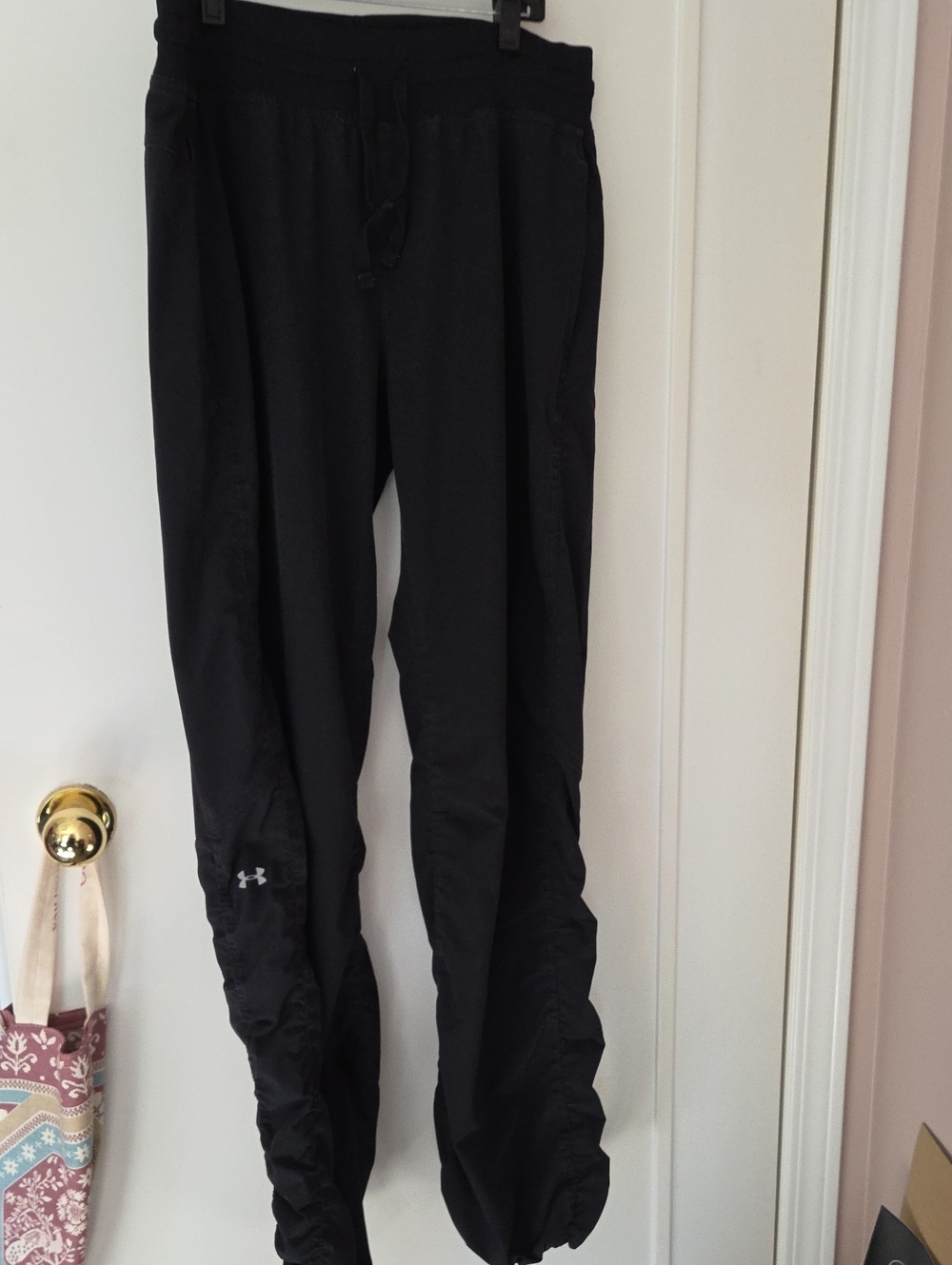 Under Armour Womens Black pants with Drawstring